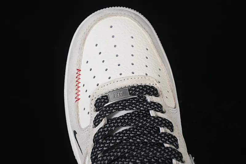All categories Nk Air Force 1 Air Force series Nk Air Force 1 Low Air Force low-top Nike Air Force 1'07 Low Levi's joint beige black woven label Air Force 1 low-top casual sneakers MZ9588-800